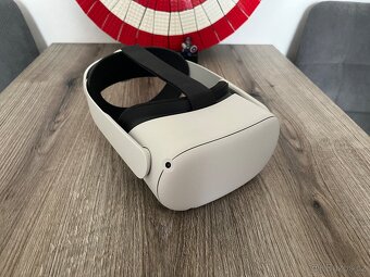 Oculus Quest 2 (Meta Quest 2) - 4