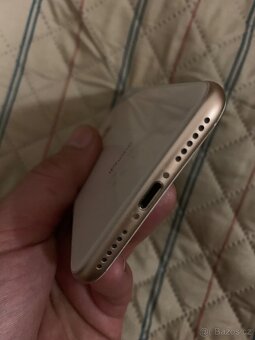 iPhone 8, 256 GB jako nový - 4