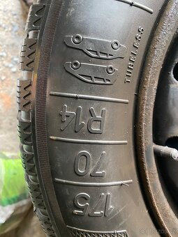 Pneu R14-175/70 - 4