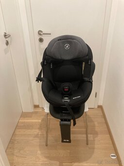 Autosedačka Maxi Cosi s otočnou základnou o 360 - 4