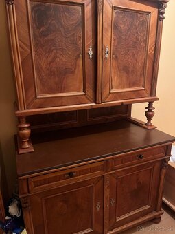 Starožitný nábytek - 4