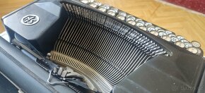 PSACÍ STROJ ZN. NAUMANN - typ ERIKA - 4