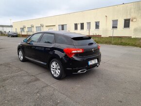 DS5 2,0 BlueHDi 150k S&S MAN6 Executive, najeto 54.000 km - 4