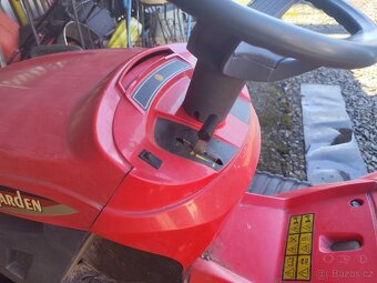 Zahradní traktor Castel Garden-Mountfield - 4