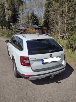 Škoda Octavia Scout - 4