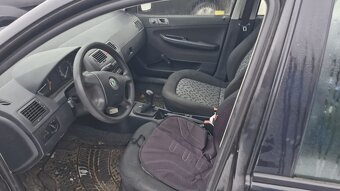 SKODA FABIA 1  1.2HTP 40KW - 4