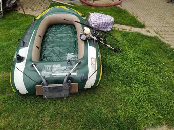 Motorový člun - 4