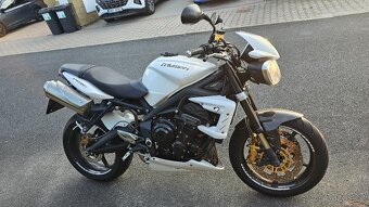 Triumph Street triple 675 R - 4