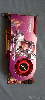grafická karta Gigabyte Radeon HD 4870. Jedná - 4