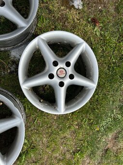 Kia Cee'd - 4