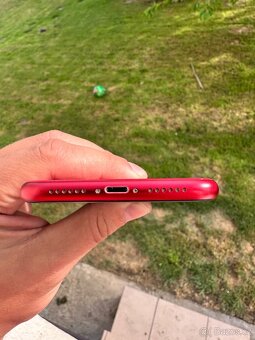 iPhone 11 /64 GB top stav - 4