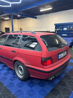 BMW e36 323i touring - 4