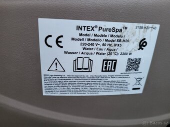 Prodám vířivku Intex Pure Spa pro 4osoby - 4