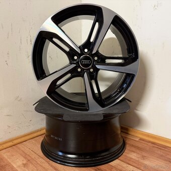 AUDI RS TT / TTS 5x112 R19 ET52 (9.0Jx19) 57,1mm - 4
