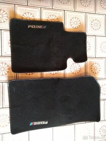 Prodám koberce do auta BMW E 46 b320 - 4