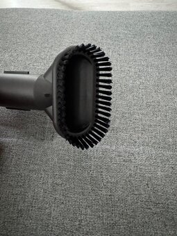 Kartáč na odolné nečistoty Dyson - 4