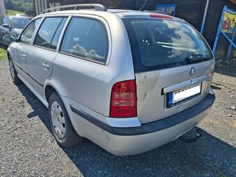 Škoda Octavia kombi 1,6i 16V - 4