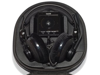 Herní sluchátka Razer Megalodon 7.1 - 4