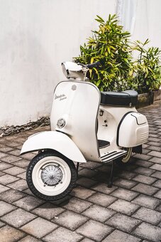 Vespa Super Scooter - 4