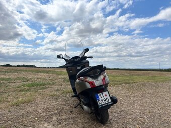 Honda S-Wing 125 - 4