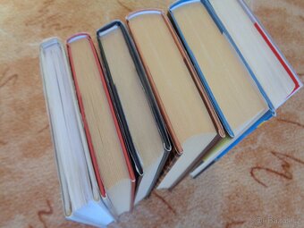 6 knih od Jackie Collins - 4