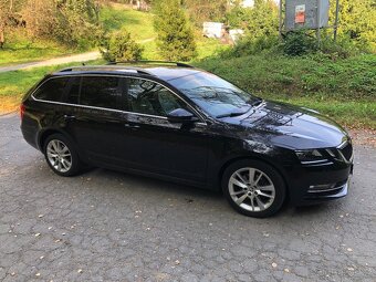 OCTAVIA COMBI LIFT 2017 - 1.4 TSI DSG - STYLE - FULL LED - 4