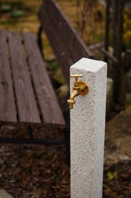 Vodovodní zahradní sloupek z masivní přírodní žuly (granit) - 4