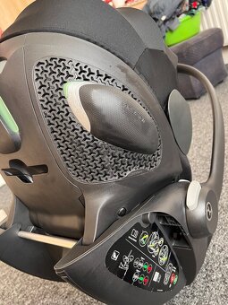 Cybex cloud G i-size + cybex Base - 4