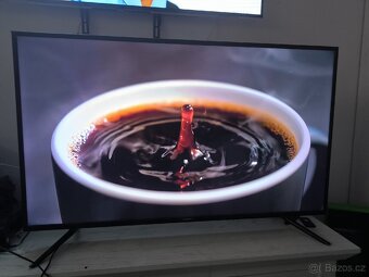 4K UHD SMART TV SAMSUNG 121CM - 4