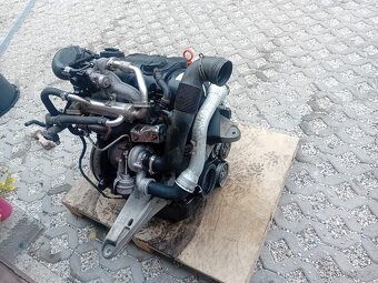 Motor 1,9 tdi 75kw typ BRS transporter T5 - 4