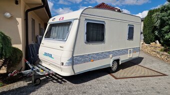 karavan Adria 390 4miest 795/1100kg, .,poschodová posteľ - 4