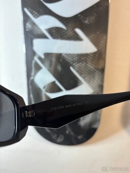Prada Sluneční brýle černé - 4