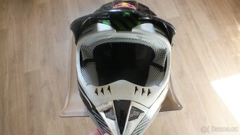 Integrální přilba na MTB downhill - 4