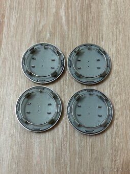 Středové krytky kol Audi 69mm šedé - 4