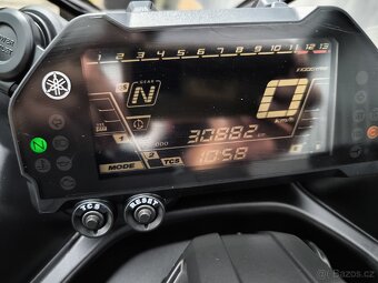 Yamaha Niken GT - 4
