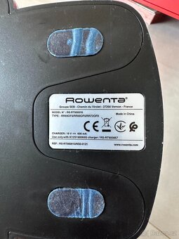Robotický vysavač Rowenta Explorer Serie 40 - 4