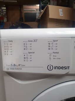 Pračka Indesit IWSC 51051. Slim 42 cm/ Na 5 kg. Pěkný stav - 4