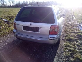 vw passat variant 1,6 i 2005 bez dokladu - 4