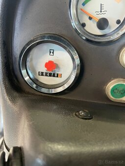 Teleskopický nakladač Manitou MLT 523 - 4