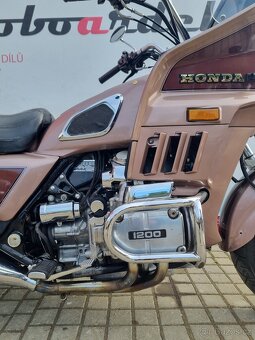 Honda GL 1200 GoldWing - 4