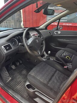 Peugeot 307 Hatchback, 1.6 benzín 16V, NFU: na nahradní díly - 4