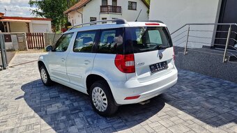 ŠKODA YETI 2.0 TDI 4x4 6 RYCHL.1.MAJITEL.NAJETO 122 TIS. - 4