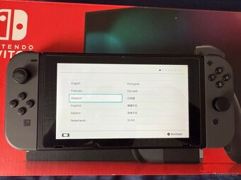 Nintendo Switch + Super Mario Odyssey - 4