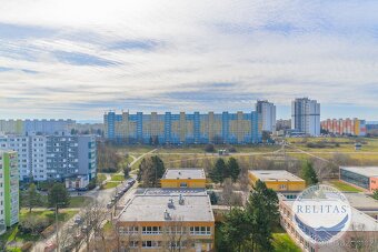 Pronájem bytu 2+kk/B + GS, 53,2 m², u stanice metra Opatov - 4