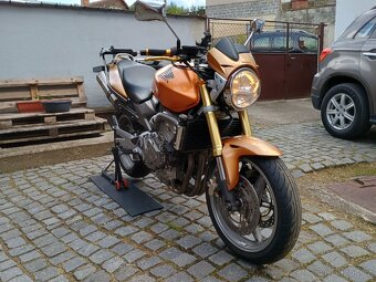 Honda CB600F Hornet - 4