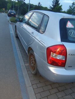 Kia Cerato 1.5CRDI 16V 75Kw Nová STK - 4