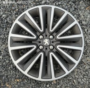 Poklice Peugeot 16" TOP Stav - 4