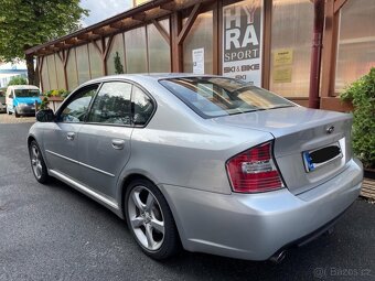 Subaru Legacy 3,0i 4x4 - 4