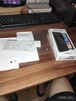 Samsung A05s + Samsung nabíječka + kabel - 4