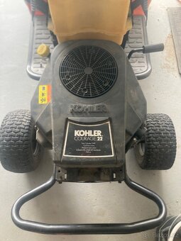 zahradní traktor Husqvarna CTH 220 - 4